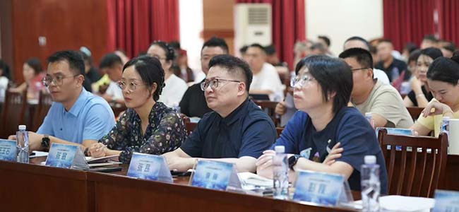 “商赋河东·沂贸企航”暨五金机电行业海外市场专场宣讲会在河东五金城成功举办